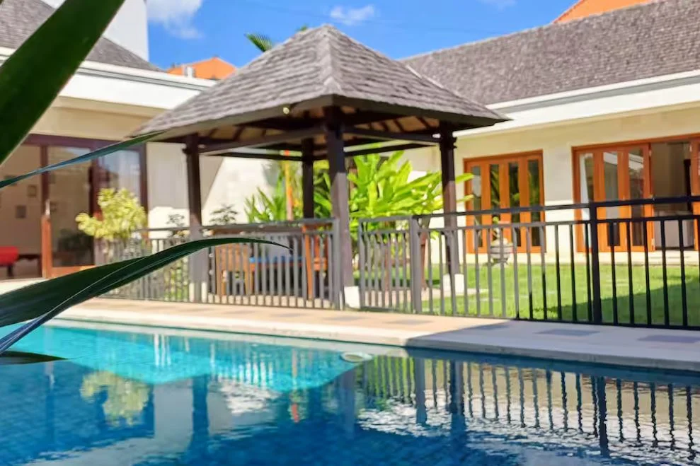 5-Bedroom Private Villa in Canggu – Spacious Hideaway Near Berawa’s Best Spots — image 8