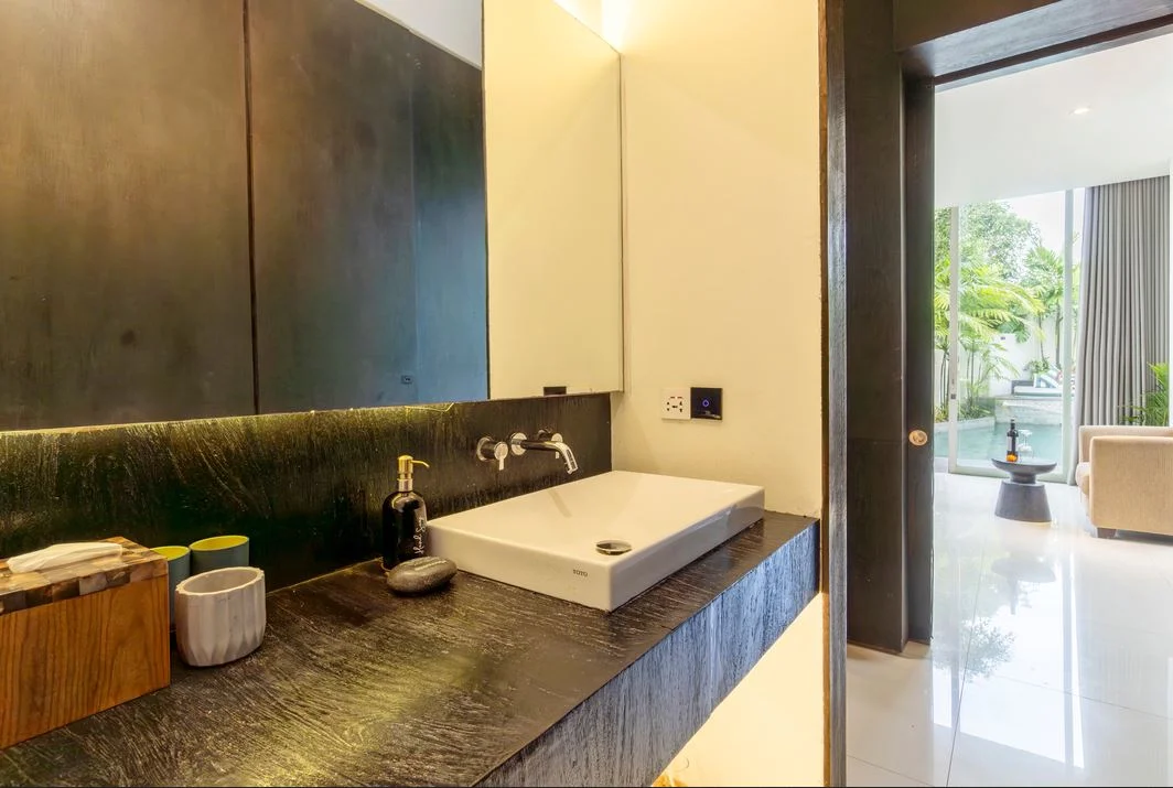 Royal One Bedroom Villa with Private Pool – An Intimate Luxury Hideaway in Umalas, Bali — image 5