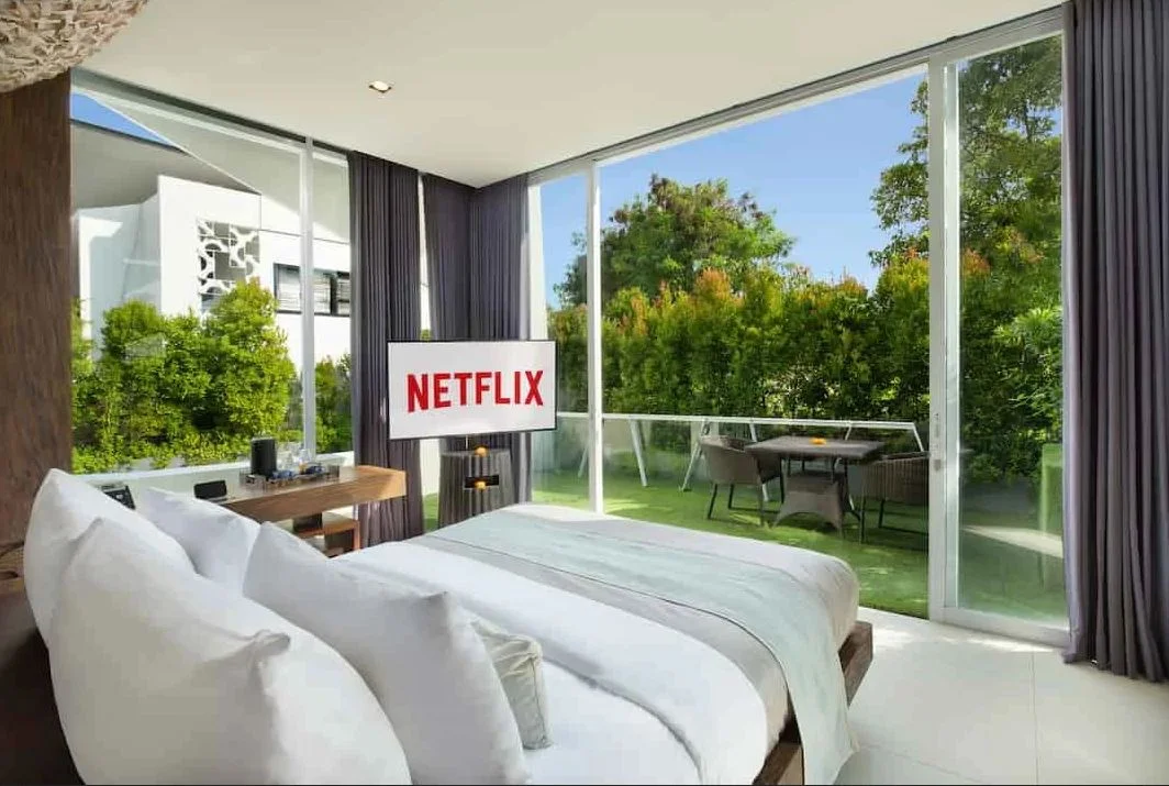 Seminyak Suite Double with Shared Pool, A Romantic Tropical Escape