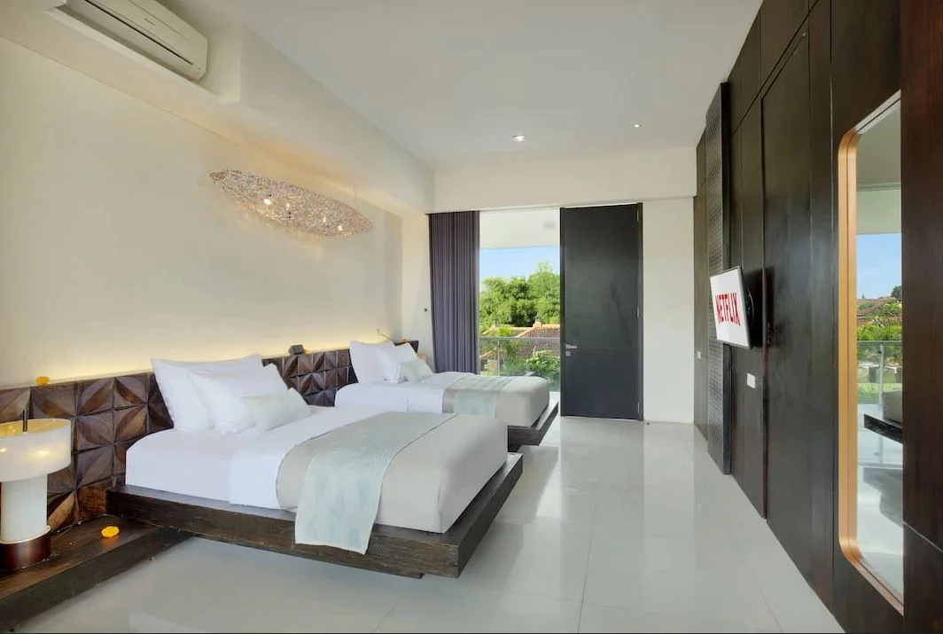 Seminyak Suite Twin with Shared Pool – Stylish Stay Between Seminyak & Canggu — image 6