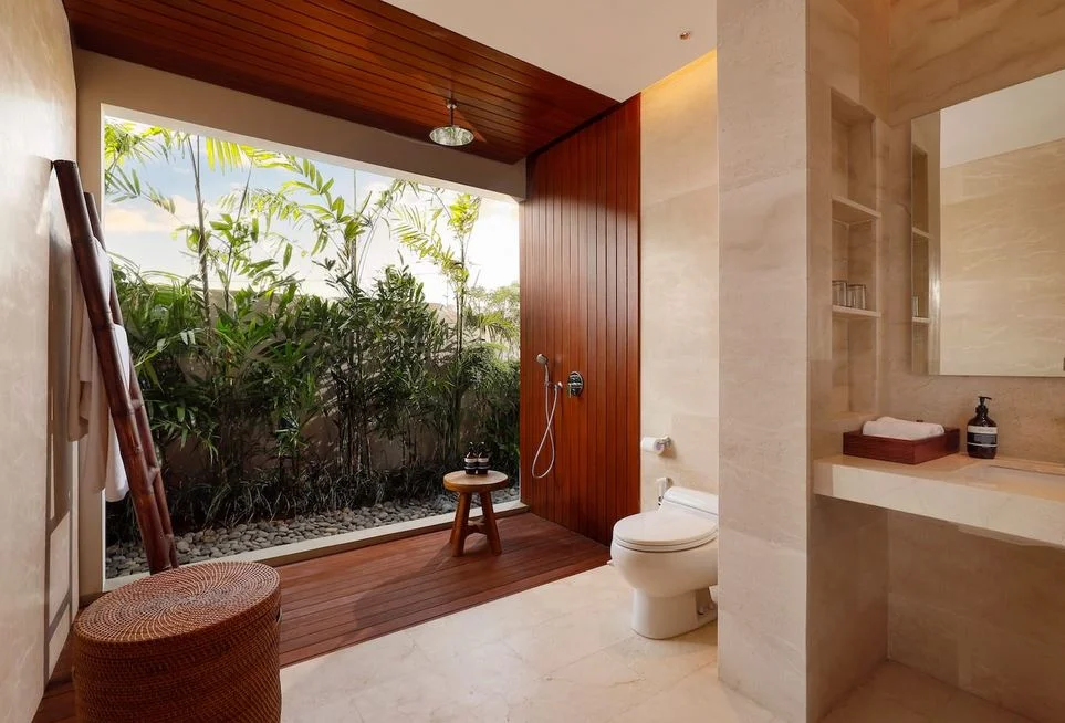 Tranquil 3-Bedroom Private Villa by the Beach – Tropical Retreat in Tabanan, Bali — image 15