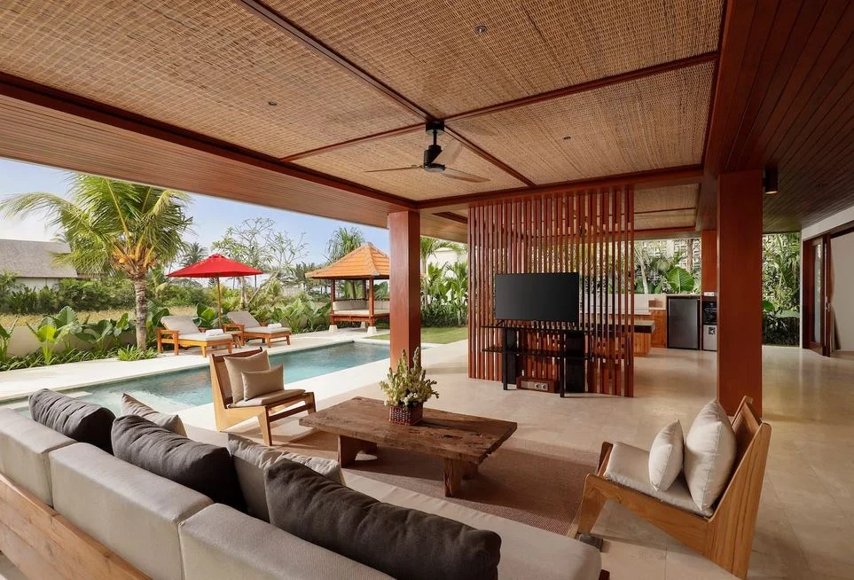 Tranquil 3-Bedroom Private Villa by the Beach – Tropical Retreat in Tabanan, Bali — image 8