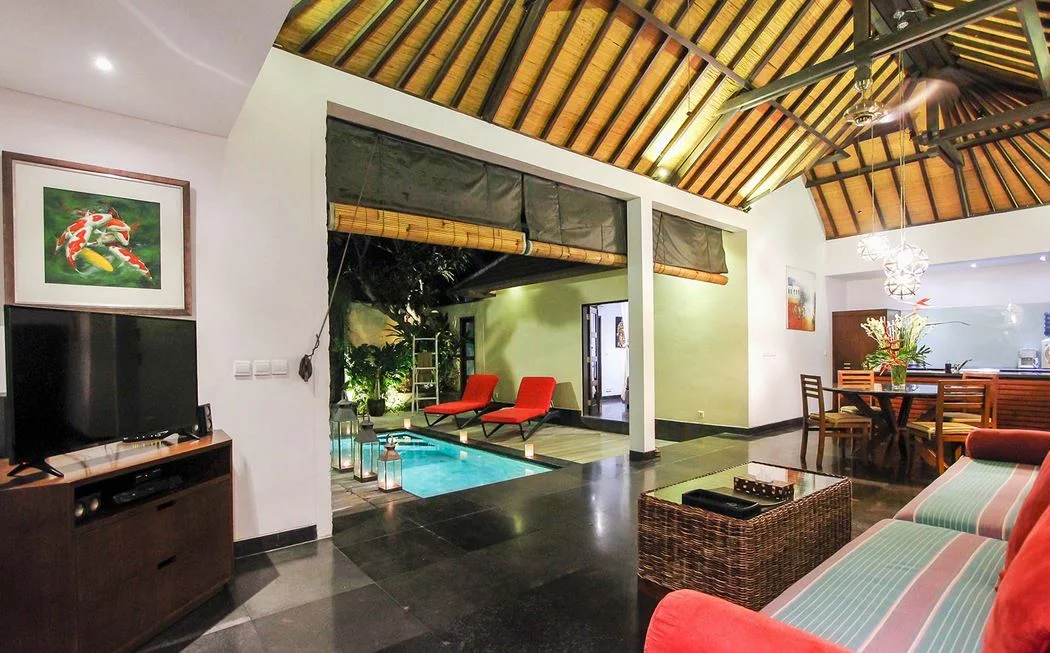 Villa Marche – Romantic 1-Bedroom Hideaway Near Batu Belig Beach — image 3