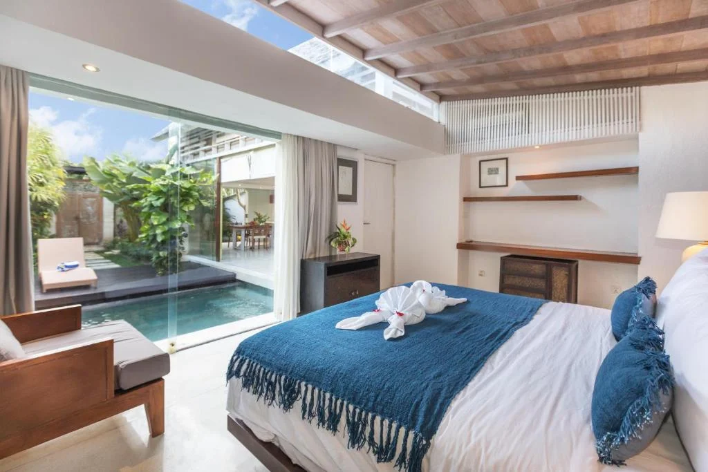 3-Bedroom Private Villa in Canggu – Walk to the Beach, Stay in Style — image 11