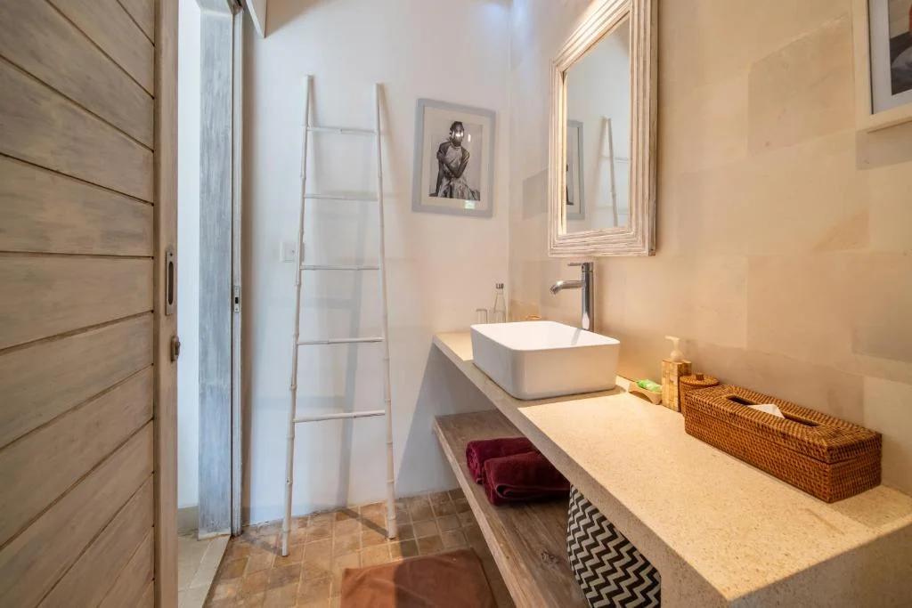 Flexible 1–3BR Private Villa in Central Seminyak – Walk to Beach, Cafés & Shops — image 14