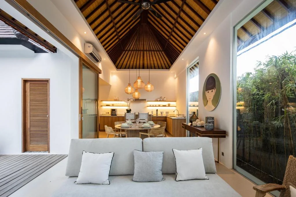 Cozy 3BR Villa with Pool in the Heart of Seminyak – Walk to Cafés & Beach — image 6