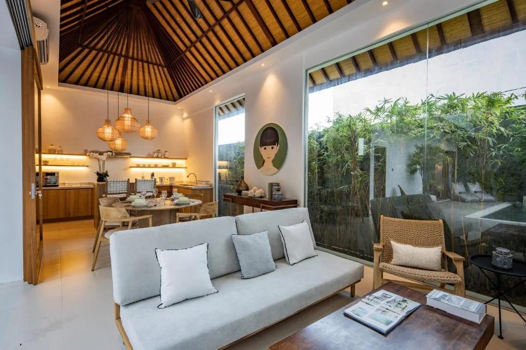 Cozy 3BR Villa with Pool in the Heart of Seminyak – Walk to Cafés & Beach — image 3