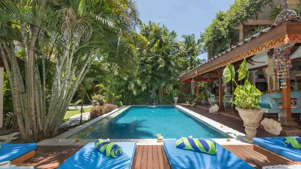 Tranquil 4-Bedroom Villa w/ Private Pool in Central Seminyak | Walk to Beach — image 4