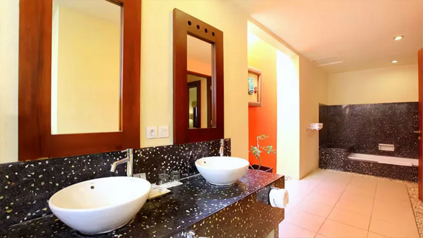 Elegant 4-Bedroom Villa with Private Pool in Jimbaran, Bali — image 13