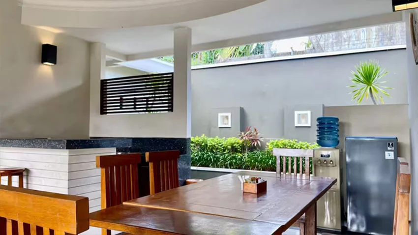 Spacious 3-Bedroom Villa with Private Pool in Jimbaran, Bali — image 13