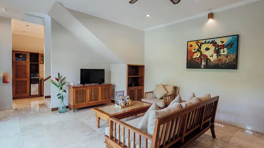 Relaxed Luxury – 3-Bedroom Private Pool Villa Near Bali’s Black Sand Beach — image 8