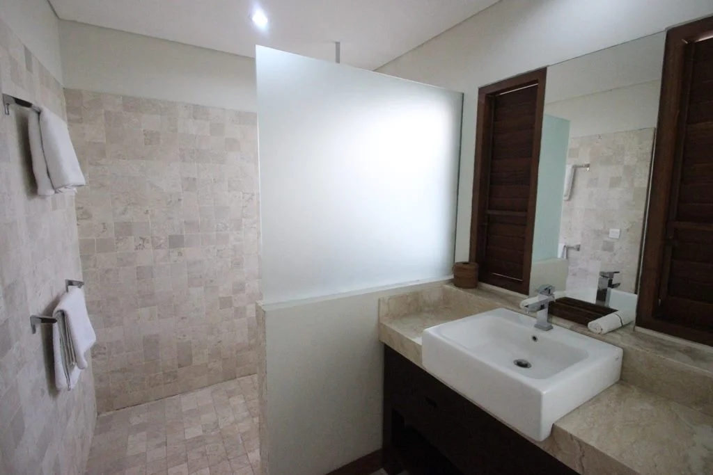 Charming 2-Bedroom Private Villa with Pool in Tranquil Umalas — Close to Seminyak & Canggu — image 6