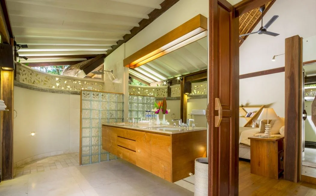 3BR Tropical Oasis Villa in Uluwatu – Lagoon Pool, Luxe Interiors & Steps from Bali’s Best Beaches — image 14