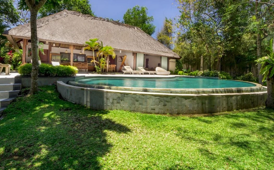 3BR Tropical Oasis Villa in Uluwatu – Lagoon Pool, Luxe Interiors & Steps from Bali’s Best Beaches — image 4