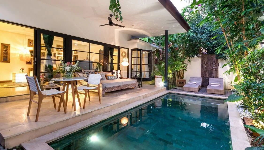 Romantic 1-Bedroom Private Pool Villa Near Ubud — image 8
