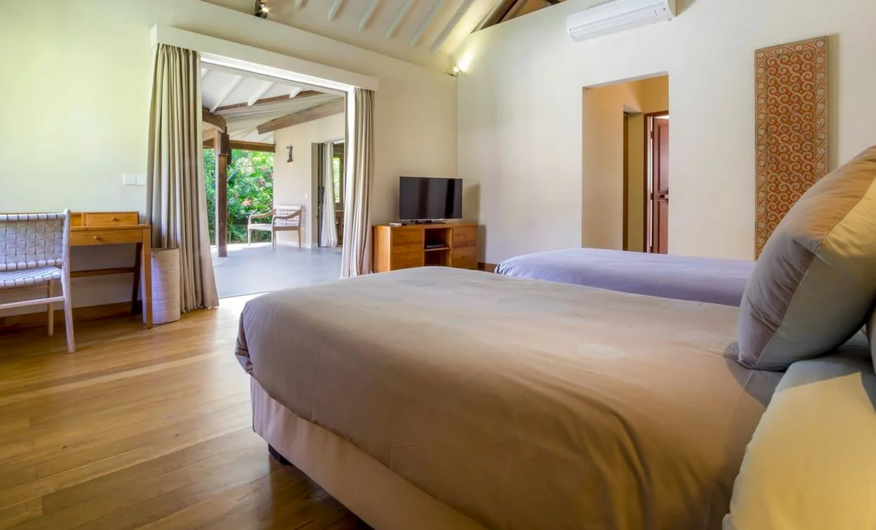 Stunning 3-Bedroom Tropical Villa with Lagoon Pool in Uluwatu — image 16