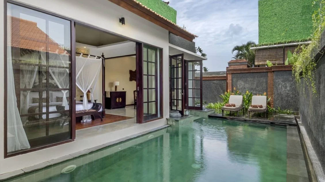 Romantic 1-Bedroom Private Villa in Bali’s Golden Triangle — image 4