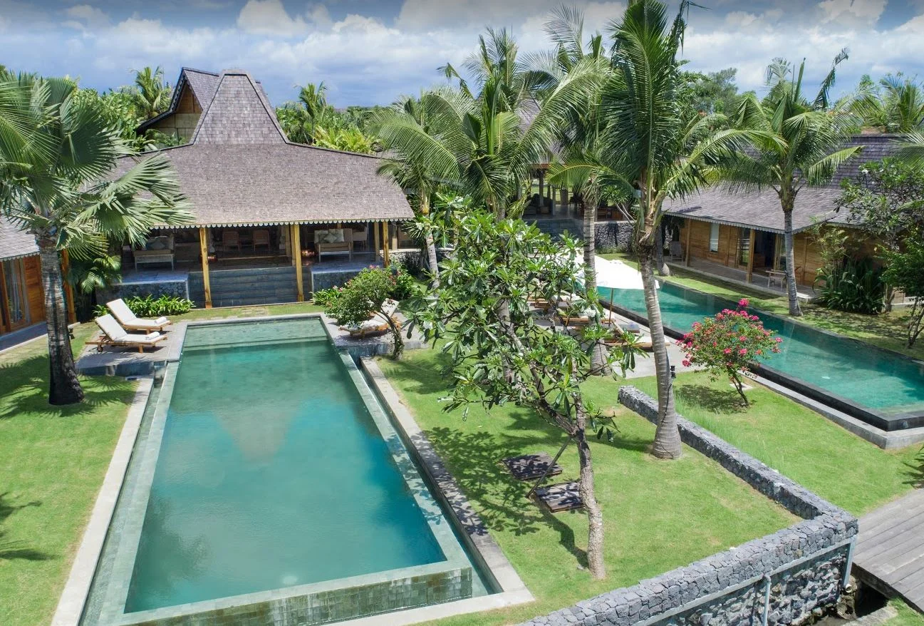 Villa Kerobokan BVI44392 – Luxury 6 to 8-Bedroom Villa Complex with Traditional Balinese Charm in Kerobokan — image 6
