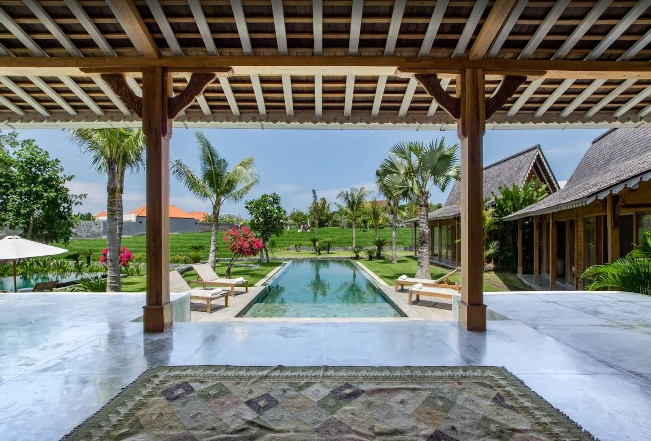 Villa Kerobokan BVI44392 – Luxury 6 to 8-Bedroom Villa Complex with Traditional Balinese Charm in Kerobokan — image 5