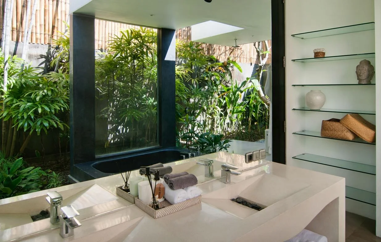 Stylish 2BR Villa in Central Seminyak – Walk to Eat Street & Beach — image 9