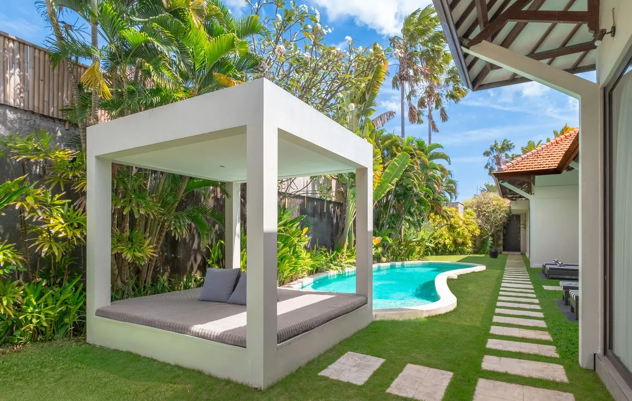 Stylish 2BR Villa in Central Seminyak – Walk to Eat Street & Beach — image 3