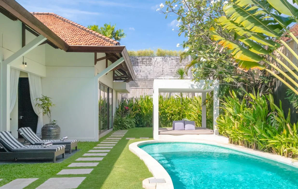 Stylish 2BR Villa in Central Seminyak – Walk to Eat Street & Beach — image 4