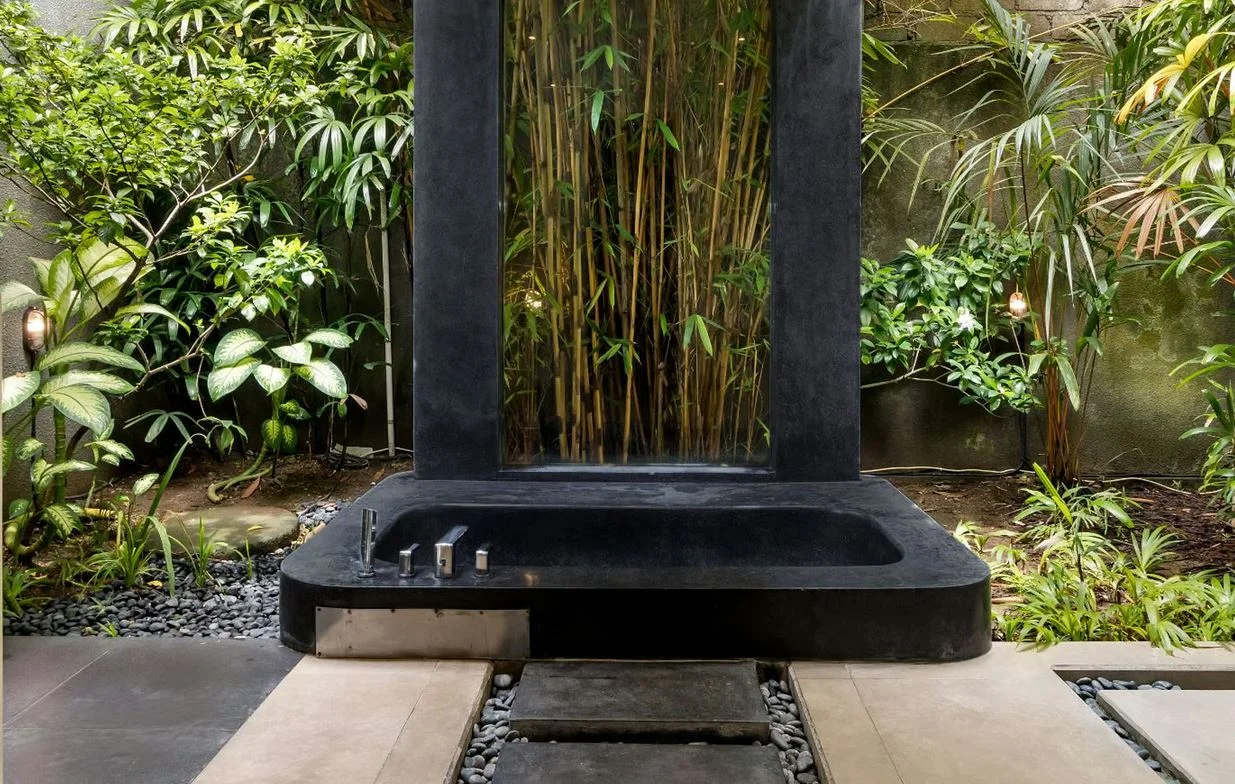 Seminyak Paradise – 2BR Tropical Villa with Private Pool near Eat Street — image 18