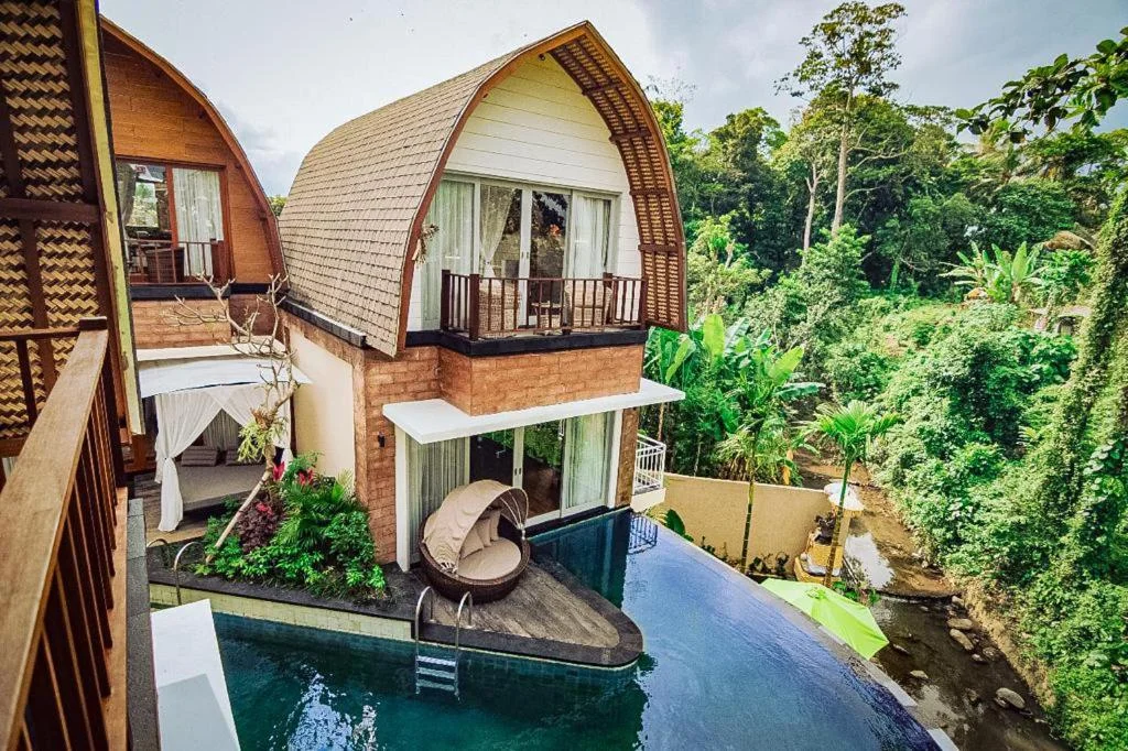 Family Villa at Complex Villas – 2-Bedroom Riverfront Stay with Plunge Pool