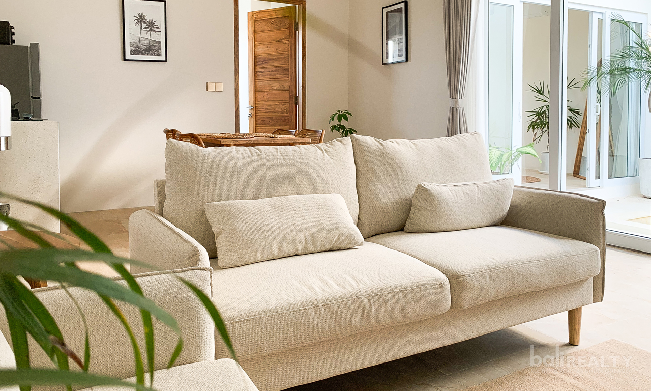 Charming Minimalist Two-Bedroom Villa in Balangan’s Orange Zone, Steps from the Beach 2597 — image 1