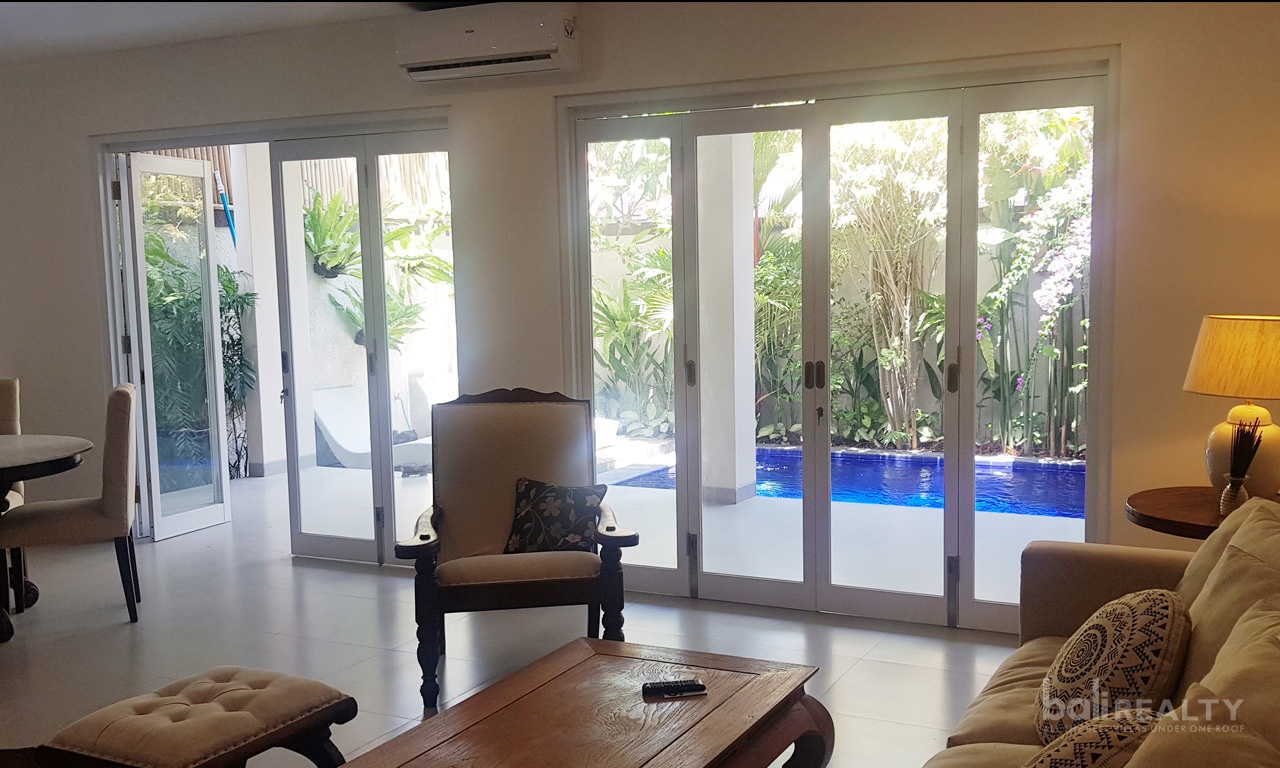 Brand new 2 bedroom Canggu villa for rent — image 1