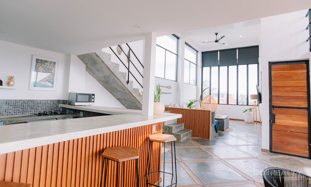 Prime Canggu Investment: Chic Two-Bedroom Townhouse Loft, Steps from Nelayan Beach! 2688 — image 3