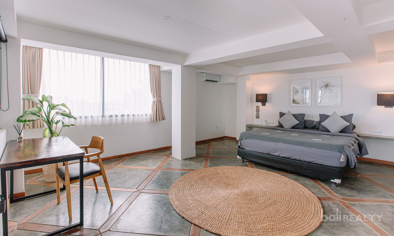 Prime Canggu Investment: Chic Two-Bedroom Townhouse Loft, Steps from Nelayan Beach! 2688 — image 7