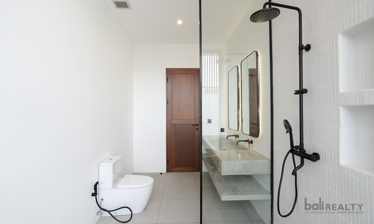 Modern Turnkey Two-Bedroom Leasehold Villa in Canggu’s Desirable Area 2861 — image 6