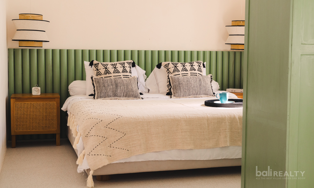 Four-Bedroom Villa for Yearly or Monthly Rental in Babakan Area — image 12