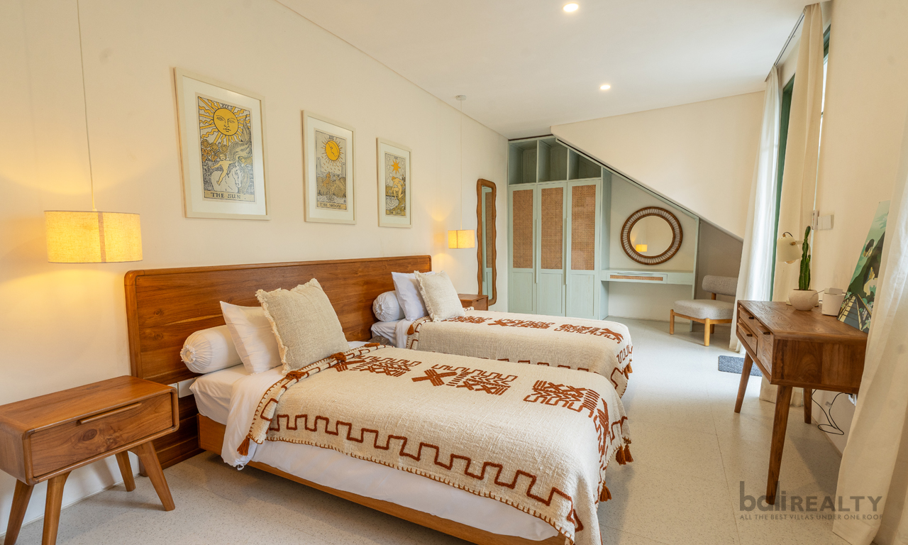 Four-Bedroom Villa for Yearly or Monthly Rental in Babakan Area — image 19