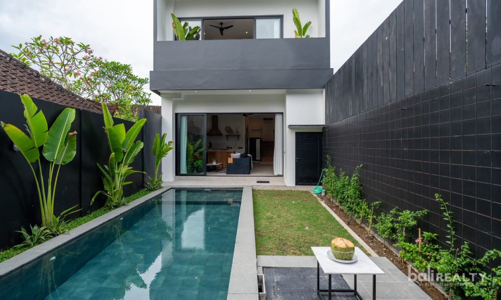 Brand New 3-Bedroom Villa for Sale with 37-Year Leasehold in Tumbak Bayuh