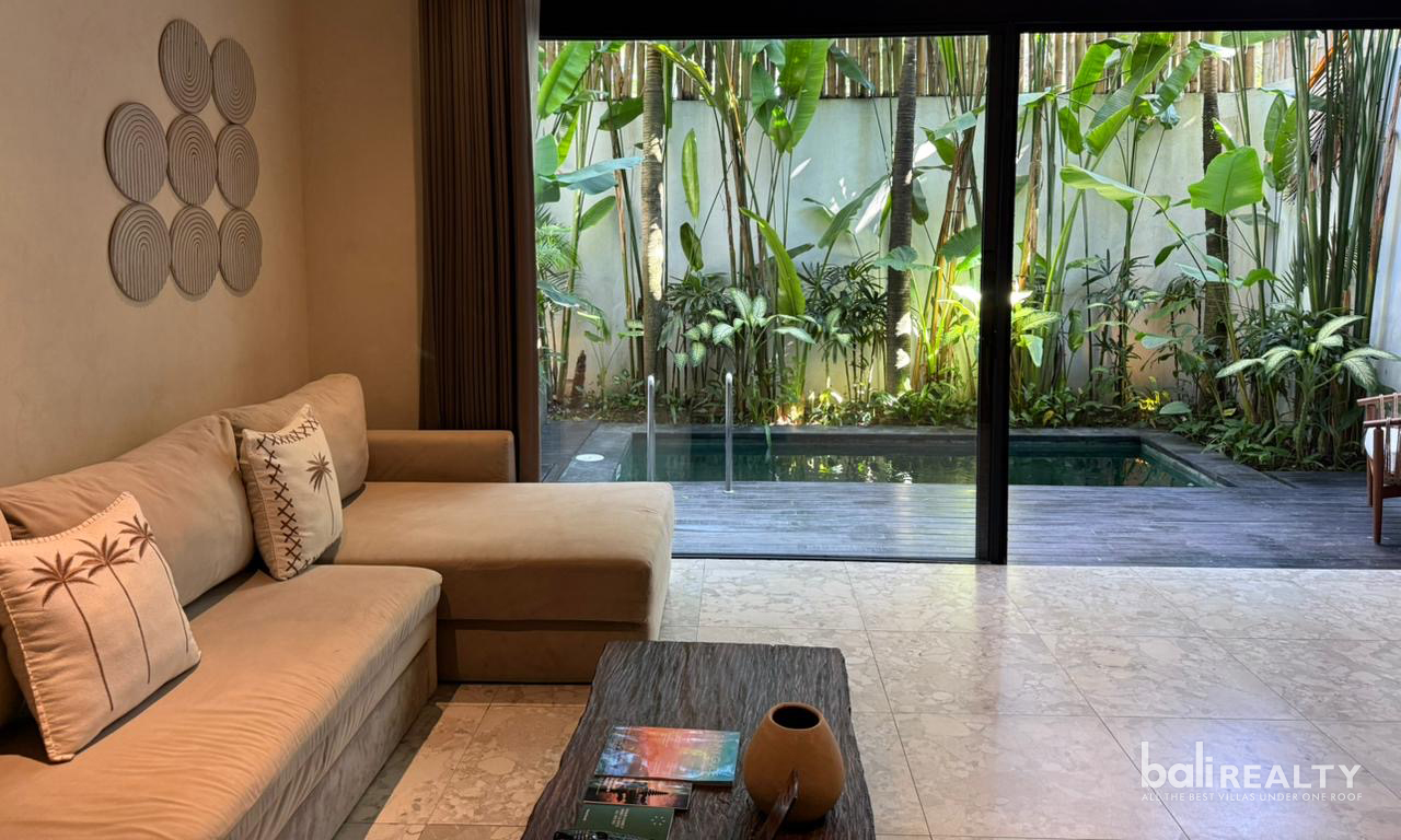 Fully Furnished 2-Bedroom Leasehold Villa with Private Pool in Berawa, Canggu — image 2