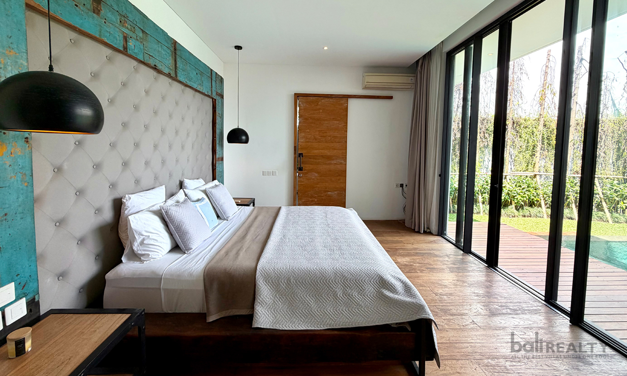 Family-Friendly Three-Bedroom Villa Near Cemagi Beaches: Yearly and Monthly Rental — image 8