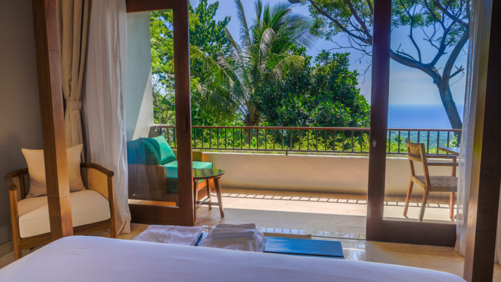 Villa Mountain Heaven Singaraja - Suite Room — image 9