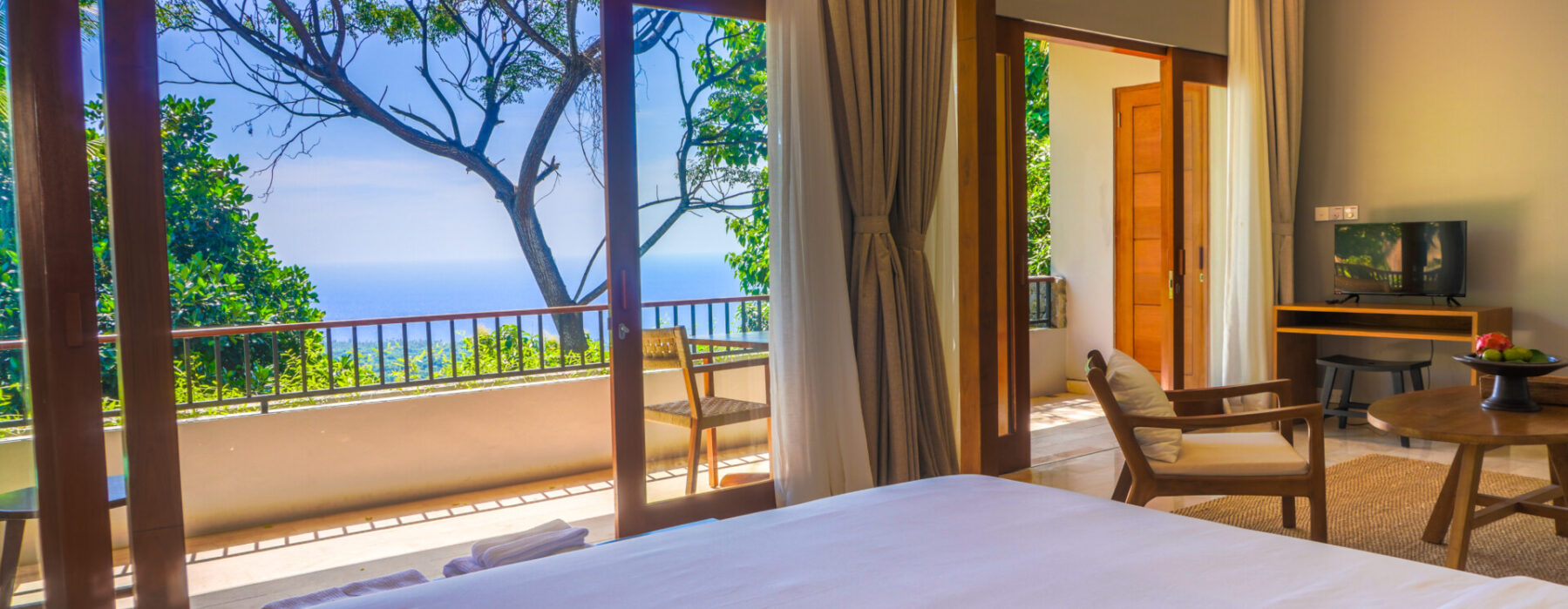 Villa Mountain Heaven Singaraja - Suite Room — image 1