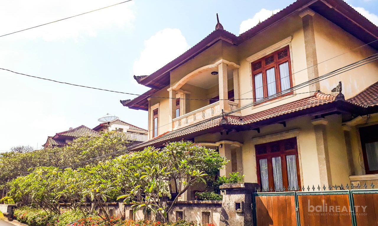 Charming Family House For Rent In Renon