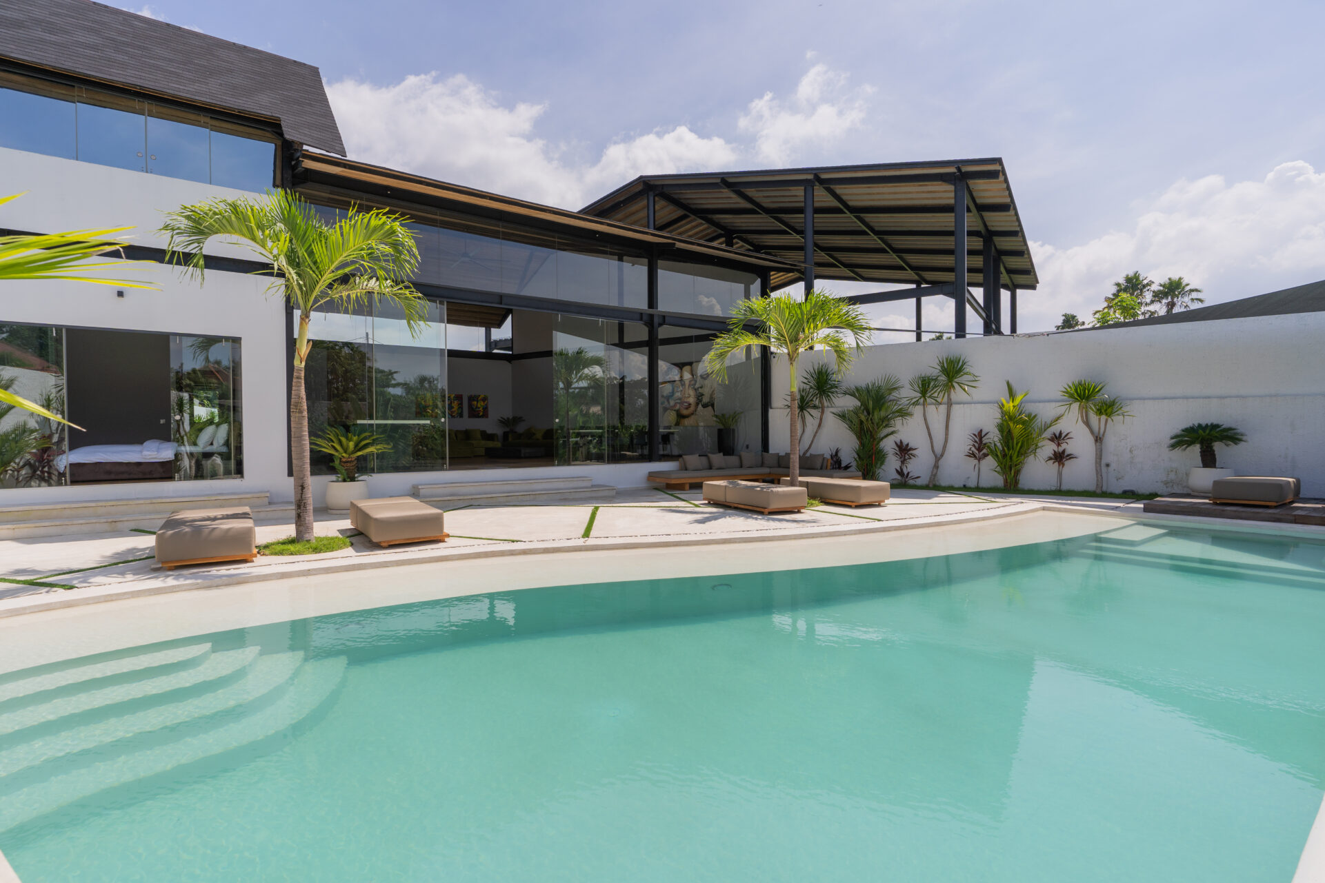 Modern Industrial 3-Bedroom Riverside Villa for Rent in Umalas — image 7