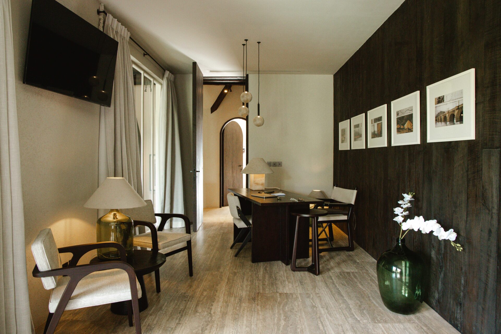 Exceptional 6-Bedroom Villa for Yearly Rental in Umalas — image 16