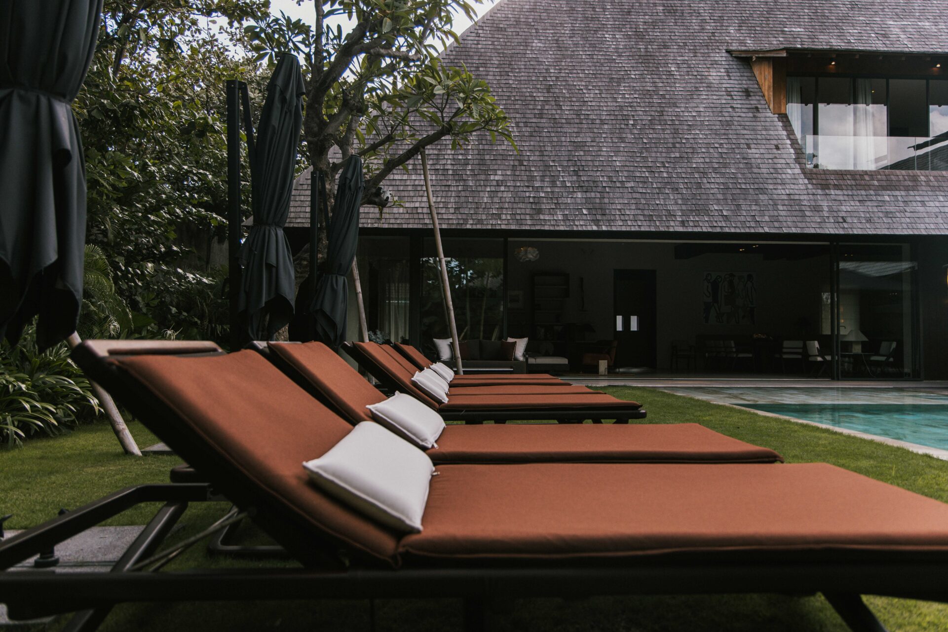 Exceptional 6-Bedroom Villa for Yearly Rental in Umalas — image 3