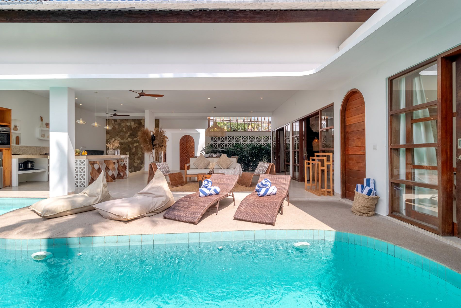 Villa Crusoe ~ Asia Holiday Retreats, Luxury Villas. Handpicked by Experts — image 11