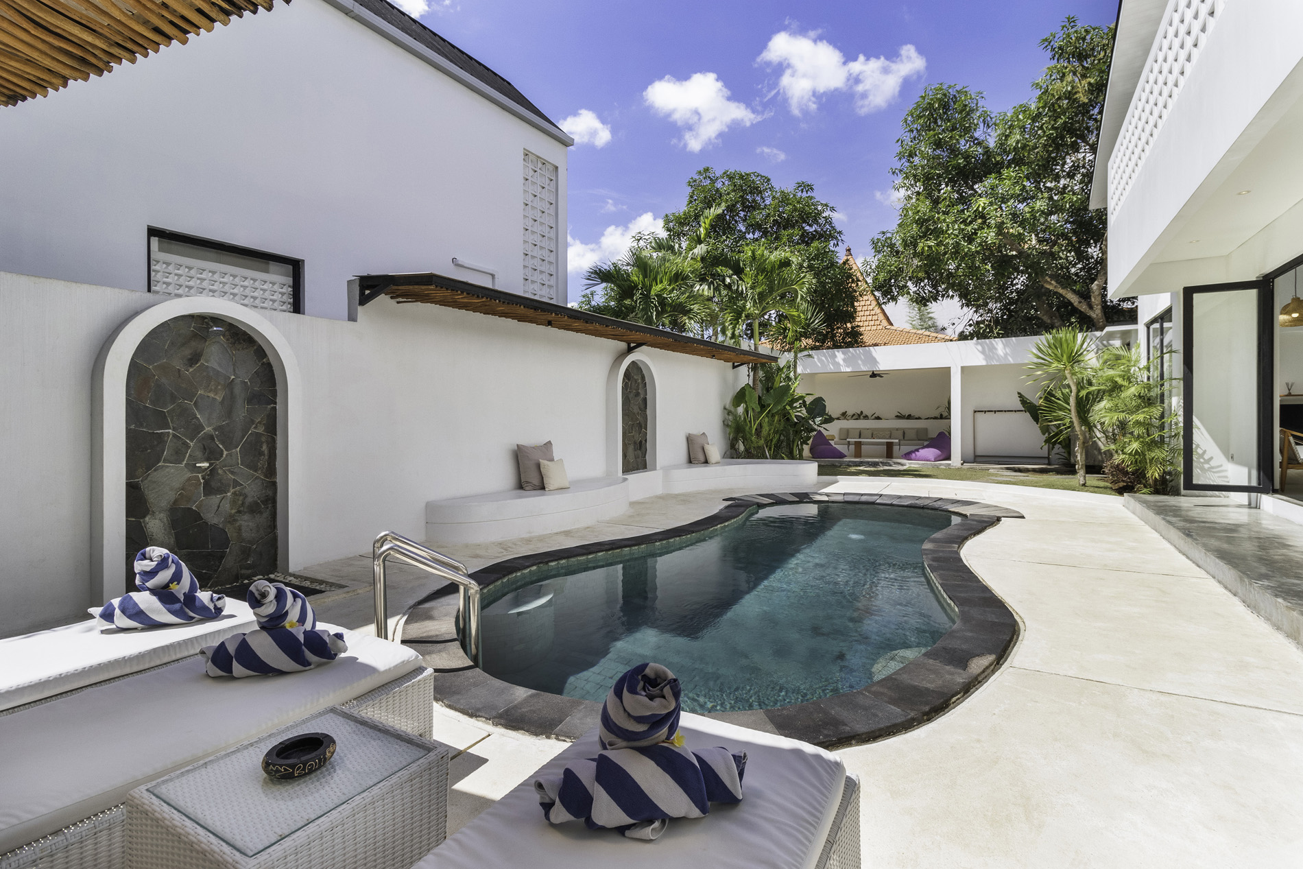 Villa Xaymaca Pecatu ~ Asia Holiday Retreats, Luxury Villas. Handpicked by Experts — image 14