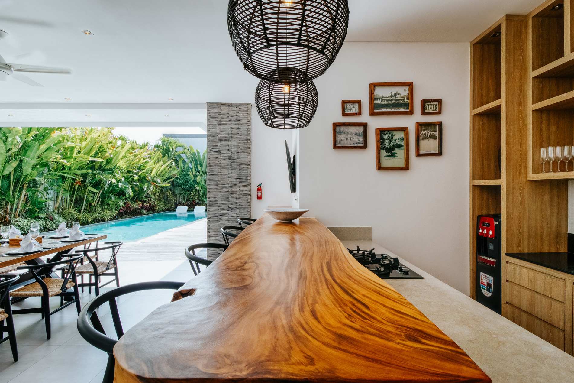 Villa Noya, 4 Bedroom Canggu ~ Asia Holiday Retreats, Luxury Villas. Handpicked by Experts — image 18