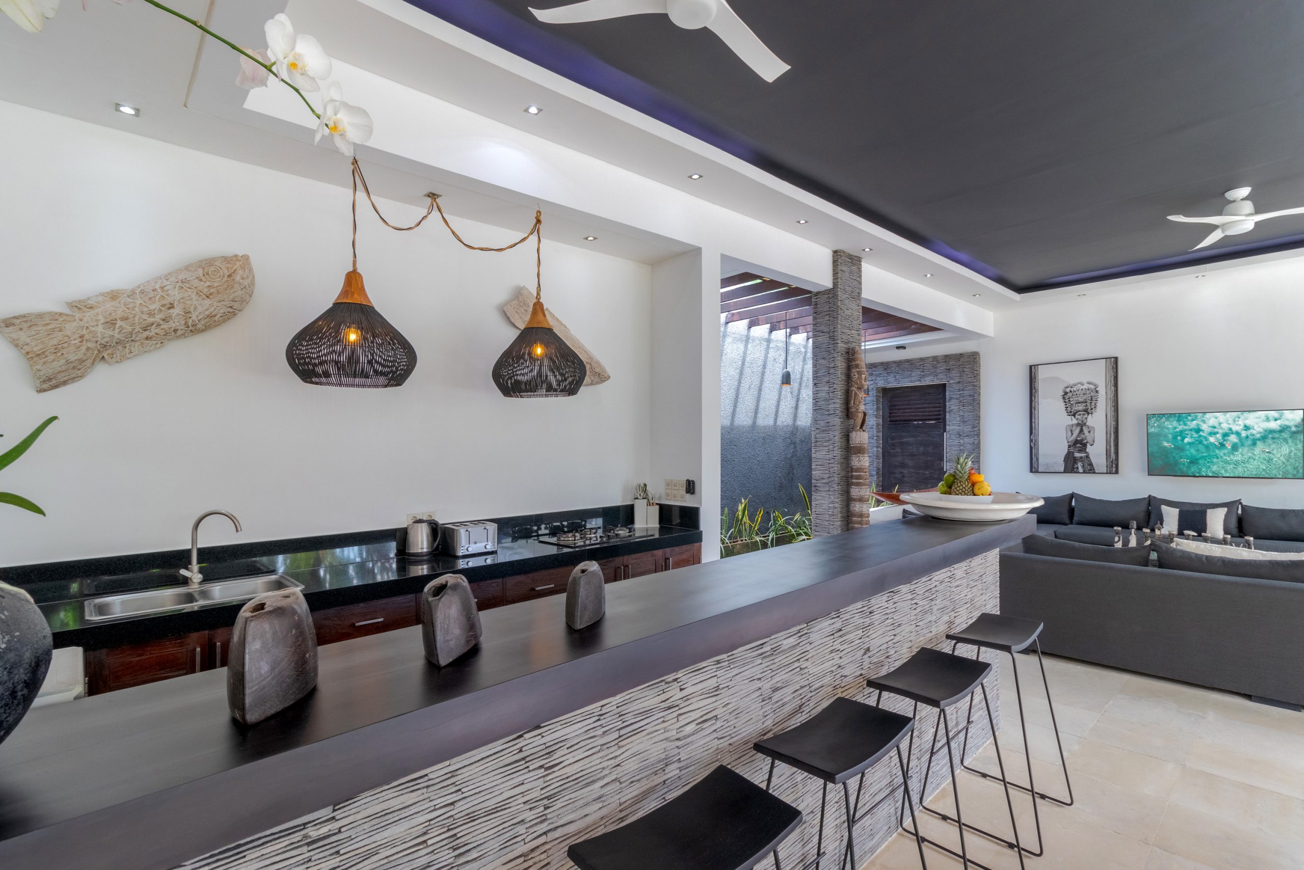 Villa Kyah, Seminyak 3 bedroom villa for up to 6 guest, Bali — image 6