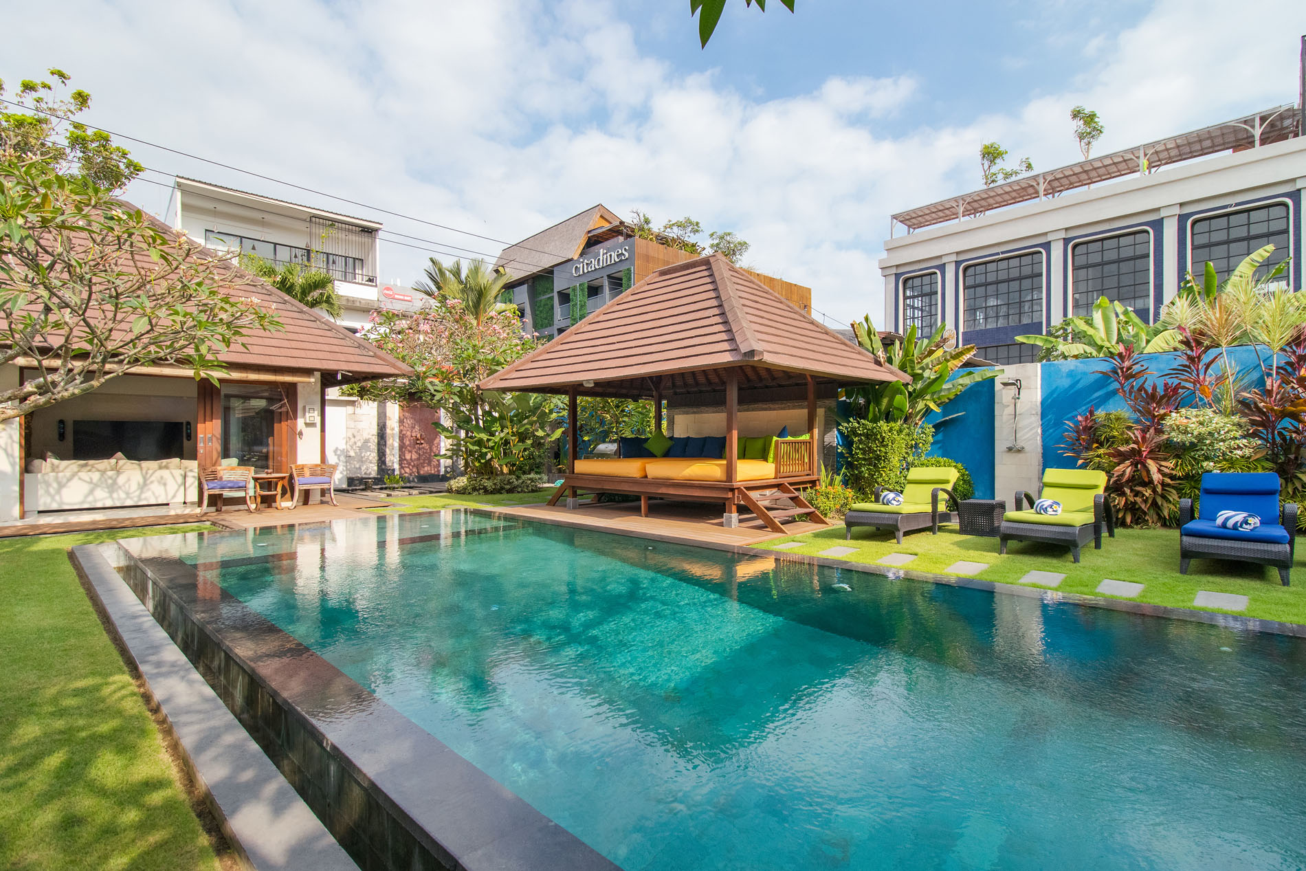 Villa Kirgeo, 4 bedroom villa Canggu Bali — image 17