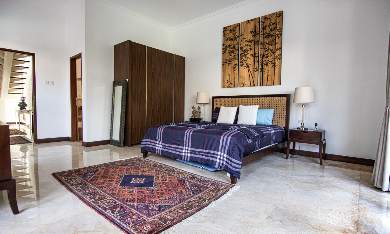 Spacious 3-Bedroom Freehold Villa on 663sqm – Walk to Jimbaran Beach – 2979 — image 9